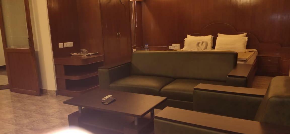 Hotel Sri Ram Residency Удипи Экстерьер фото